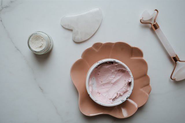 4 طرق للعناية بالبشرة 